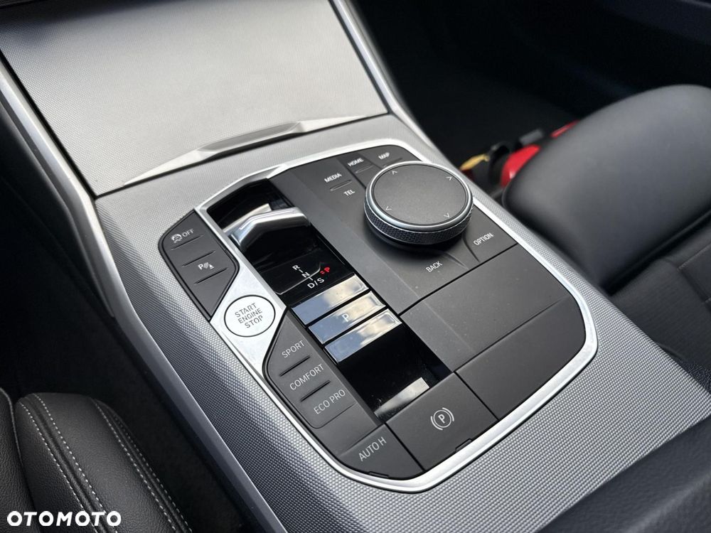 BMW Seria 3 - 12