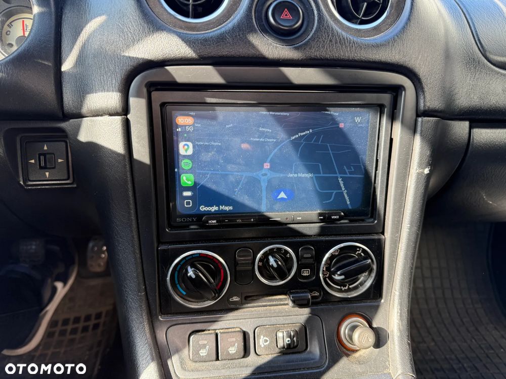 Mazda MX-5 1.9i 16V - 8