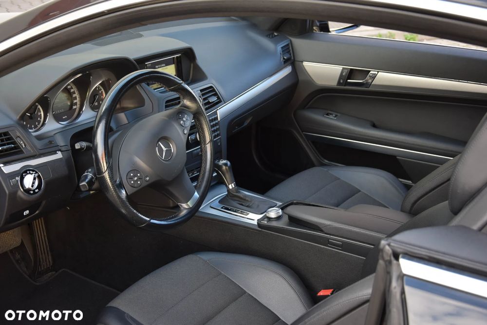Mercedes-Benz Klasa E 250 CGI BlueEFFICIENCY Automatik Avantgarde - 18