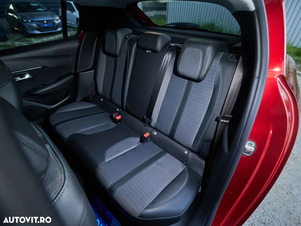 Peugeot 208 1.2 L PureTech STT EAT8 Allure Pack - 34