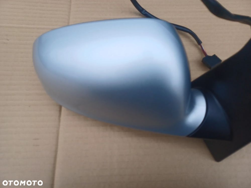 LUSTERKO PRAWE VW GOLF V PLUS LA7W 6PIN - 7