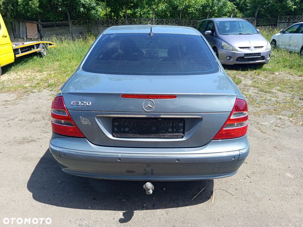 Mercedes-Benz Klasa E 320 4 Matic Avantgarde - 6
