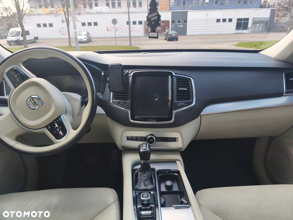 Volvo XC 90 T5 AWD Geartronic Momentum - 15
