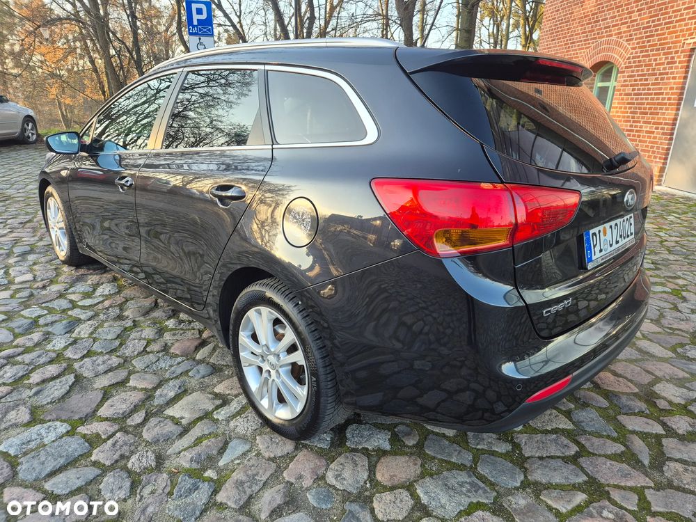 Kia Ceed 1.6 GDI Dream-Team Edition - 33
