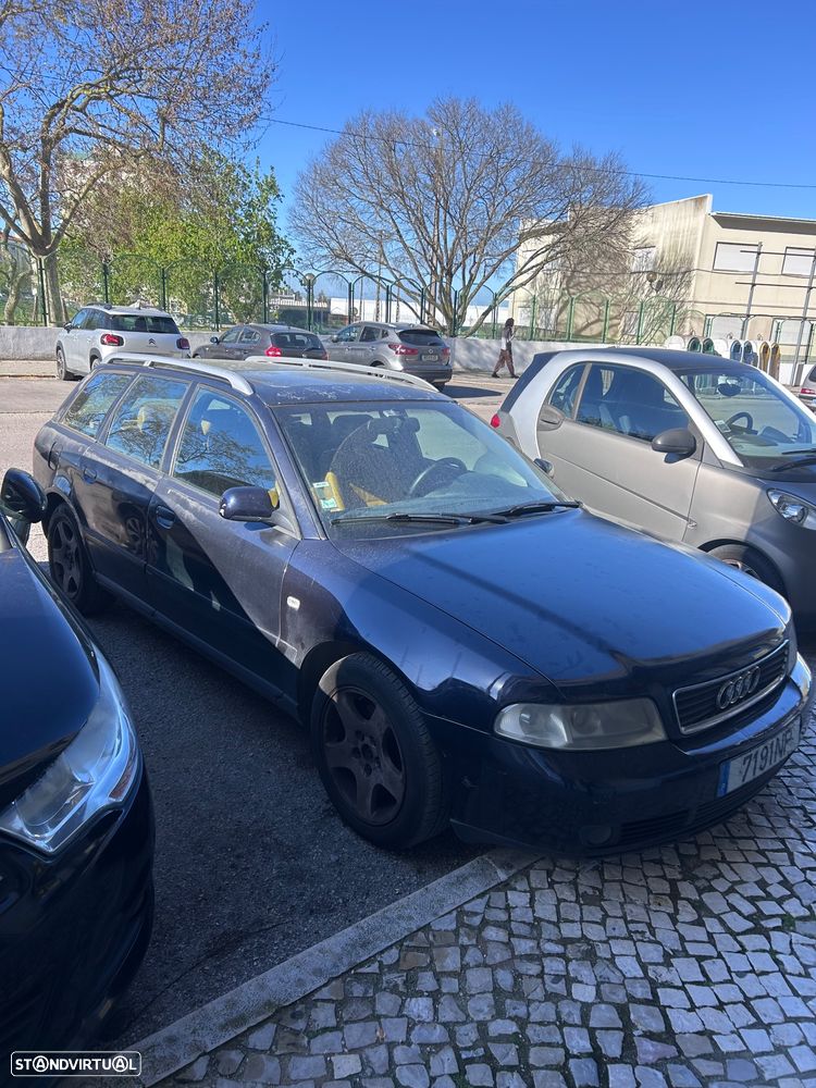 Audi A4 Avant 1.9 TDI Attraction - 2