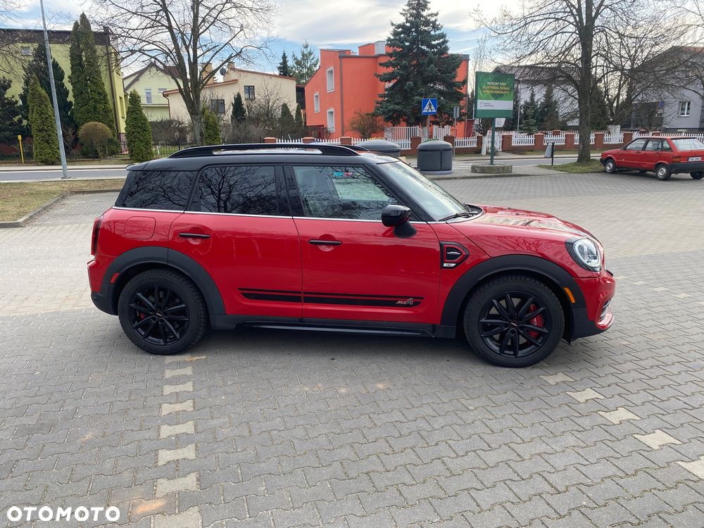MINI John Cooper Works All4 - 4