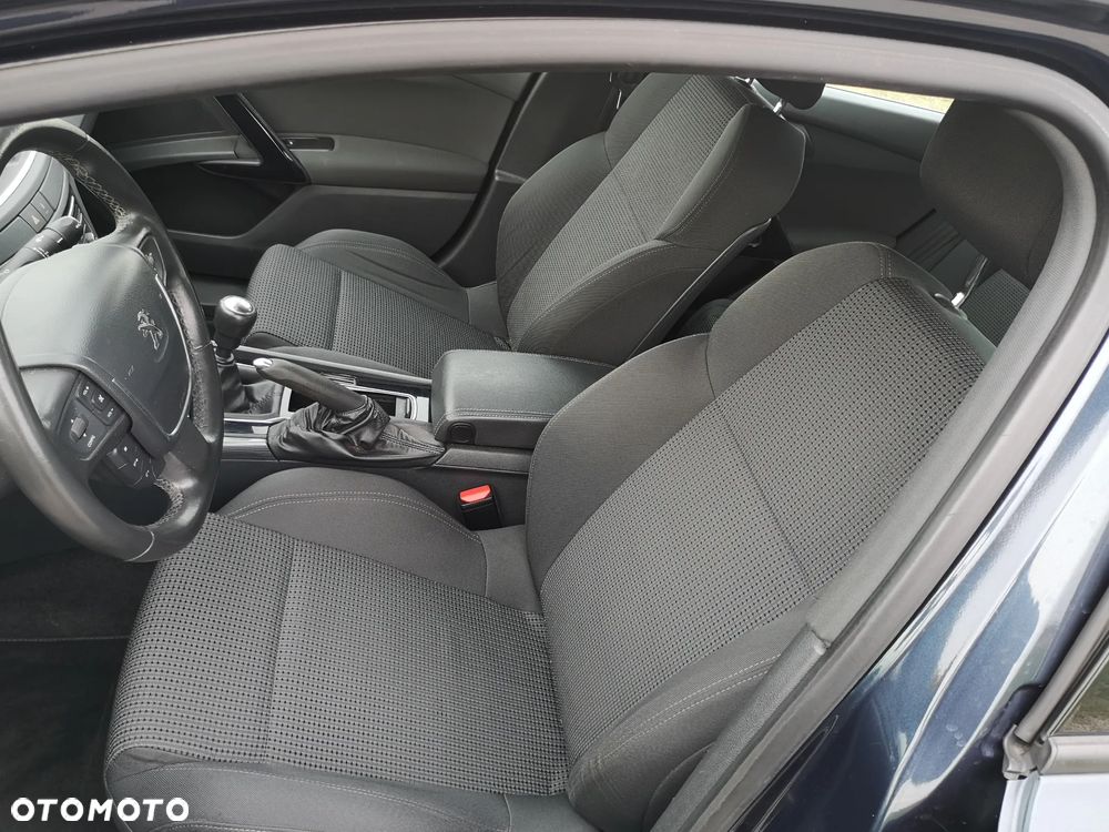 Peugeot 508 1.6 T Allure - 37
