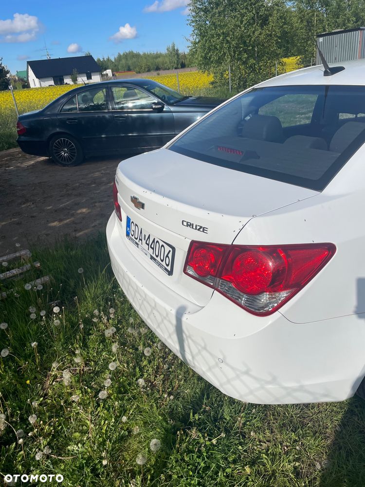 Chevrolet Cruze 1.8 LT - 4