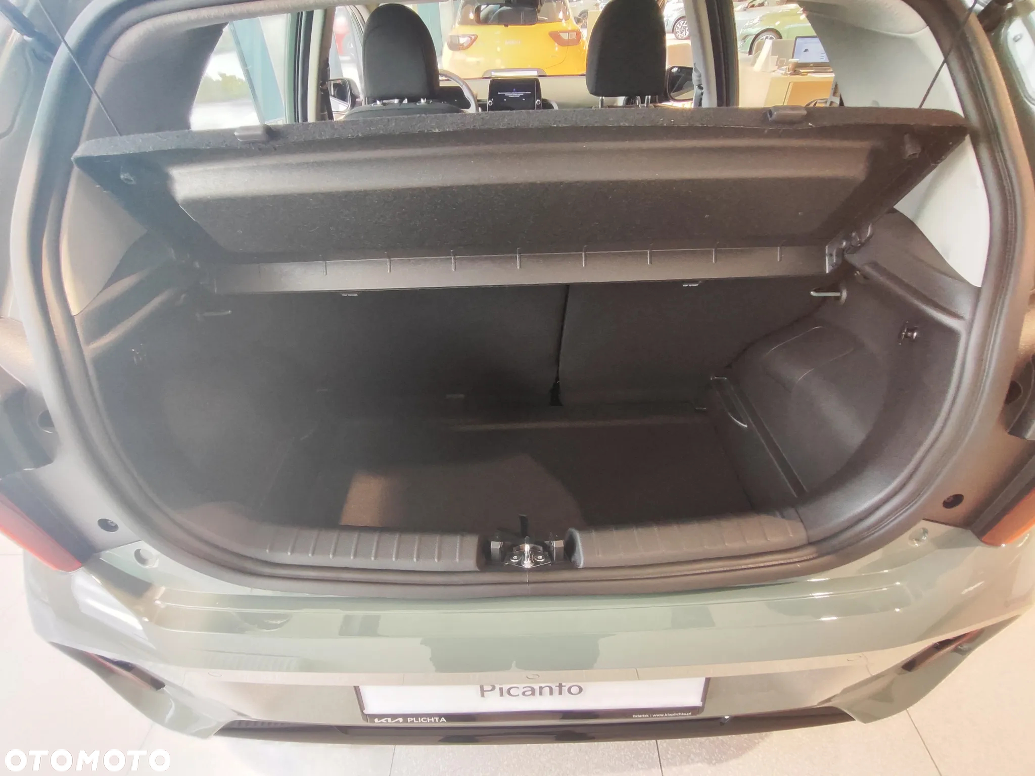 Kia Picanto 1.0 L - 19