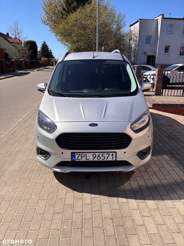 Ford Tourneo Courier 1.0 EcoBoost Trend - 5