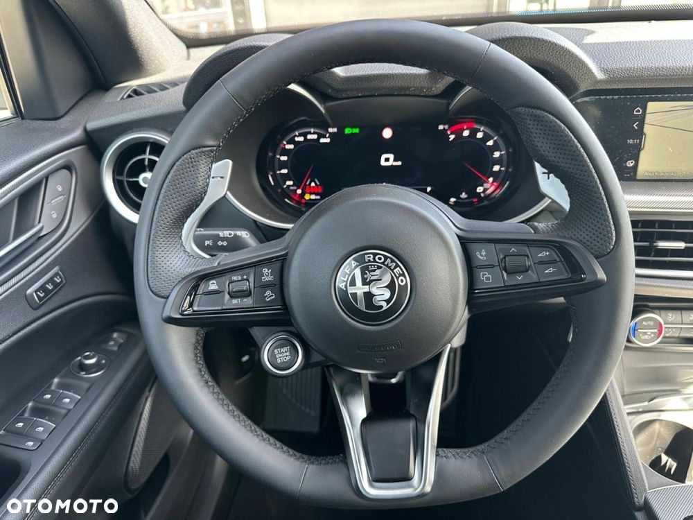 Alfa Romeo Stelvio - 13
