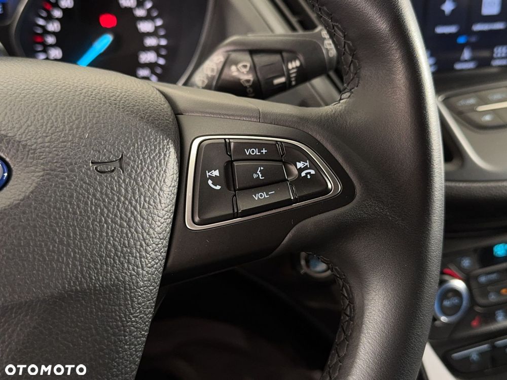 Ford Kuga - 20