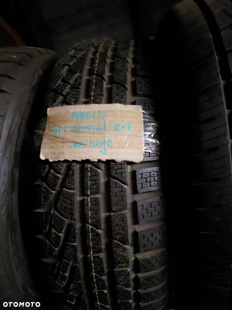 Nowa OPONA   Pirelli SottoZero 205/65 R17 96H 2010 - 1