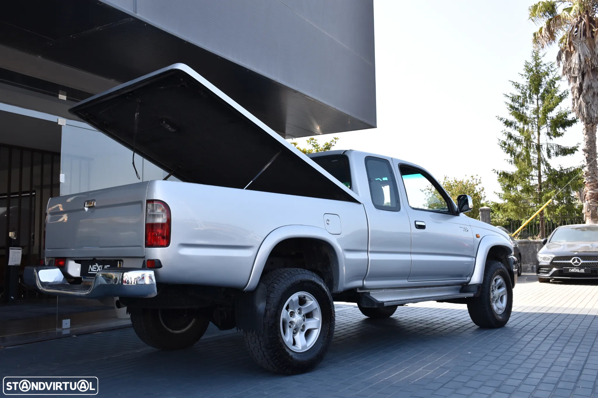 Toyota Hilux - 17