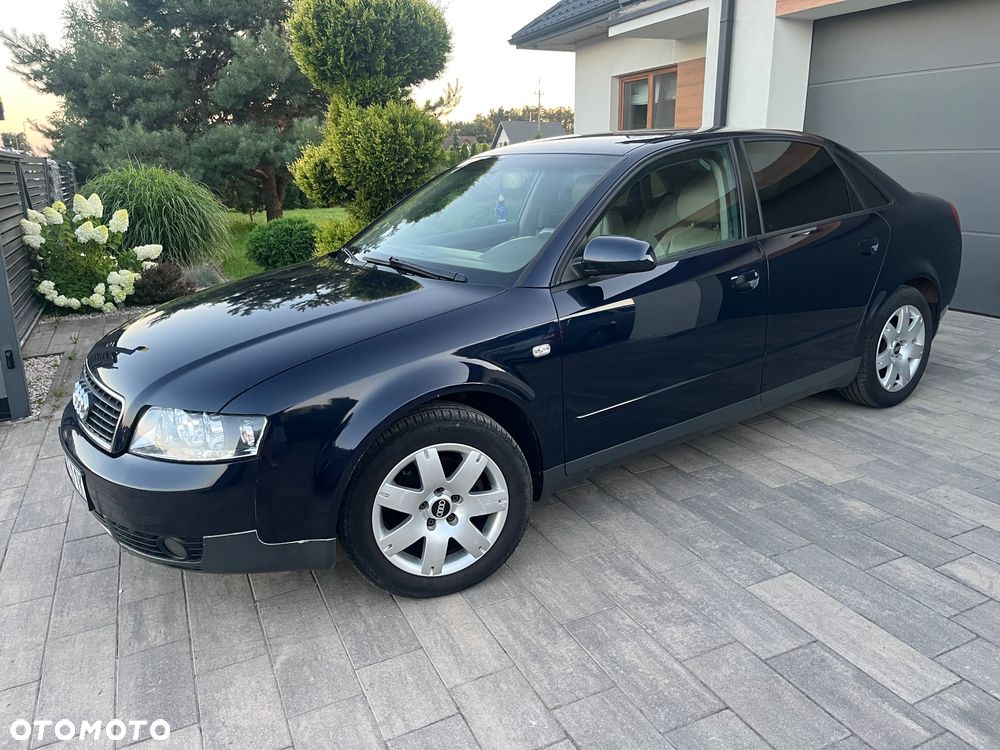 Audi A4 Limousine 2 - 12