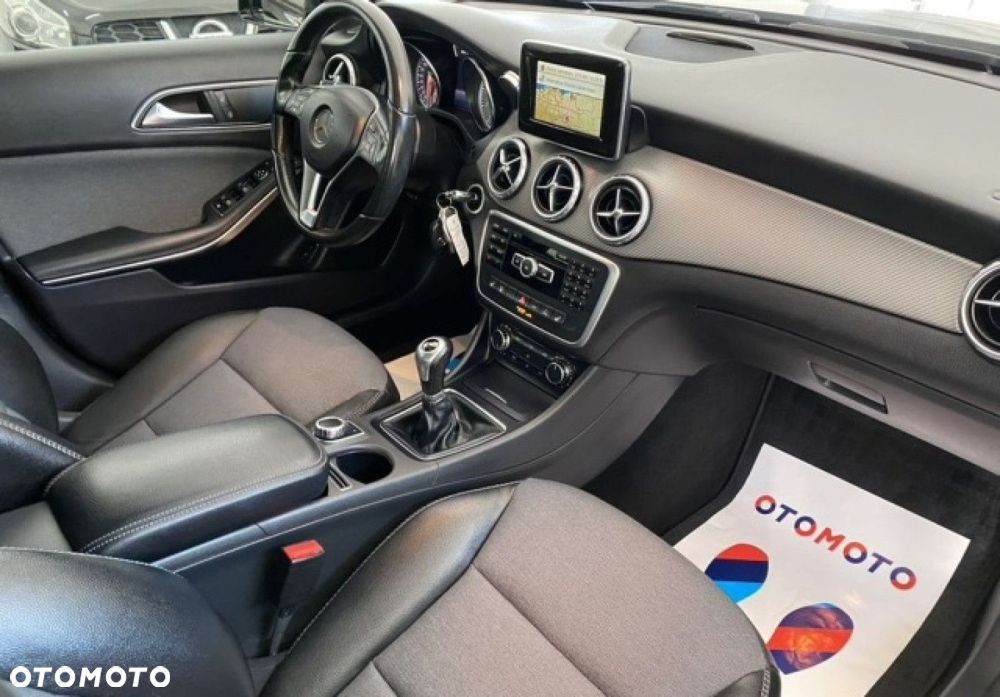Mercedes-Benz GLA - 6