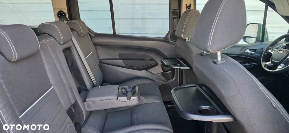 Ford Tourneo Connect 1.5 TDCi Titanium - 11