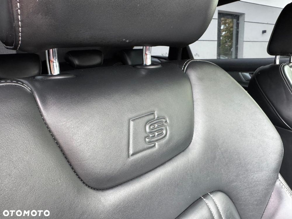 Audi A6 Avant 45 TDI quattro S tronic S line - 19