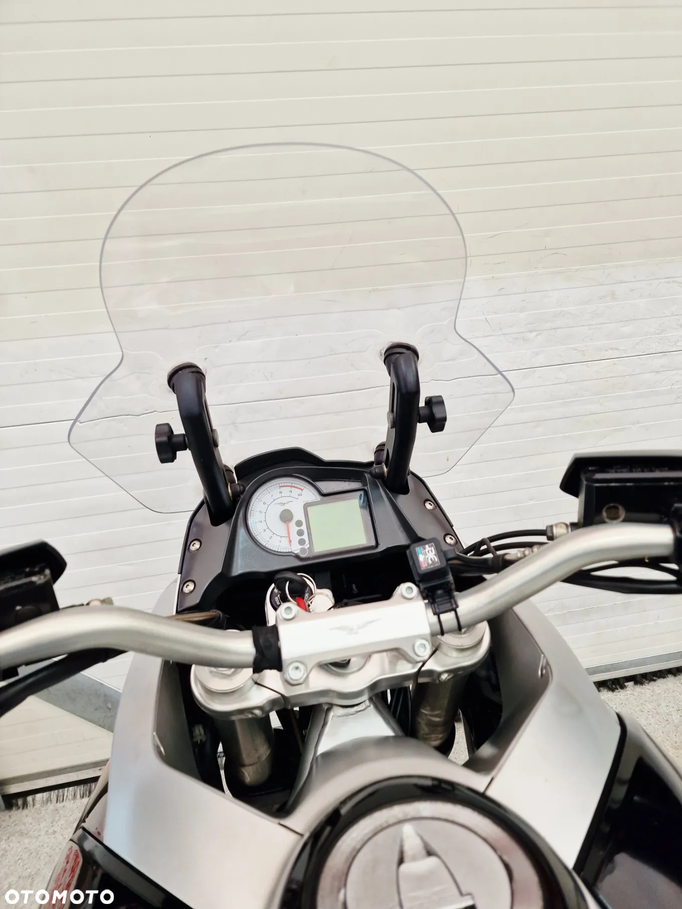 Moto Guzzi Stelvio - 29