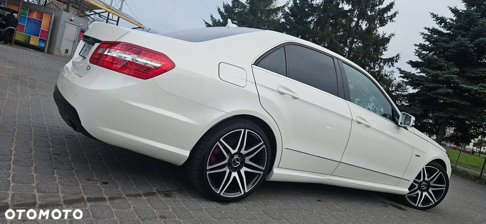 Mercedes-Benz Klasa E - 14