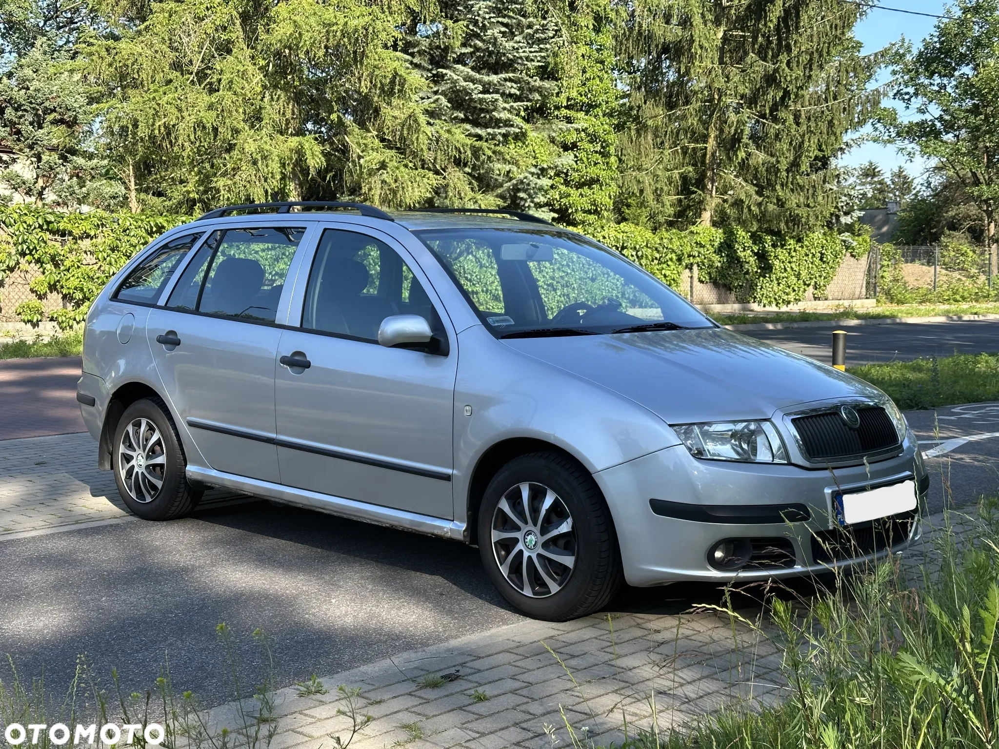 Skoda Fabia 1.4 16V Ambiente - 4