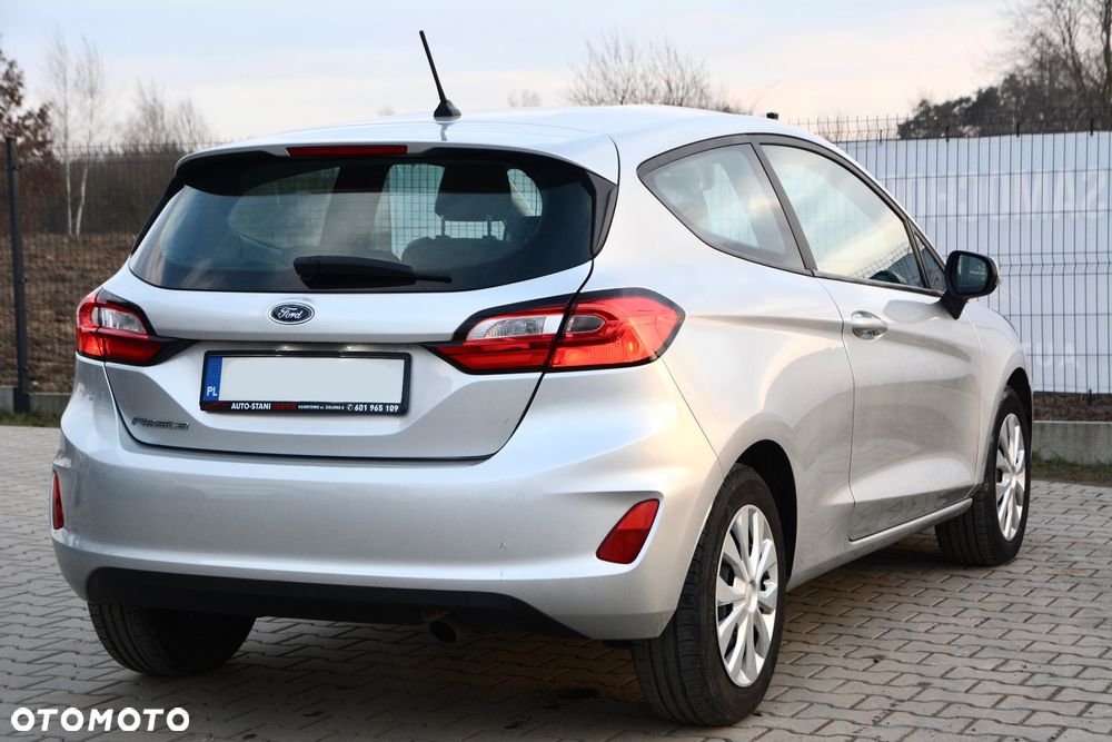 Ford Fiesta 1.1 S&S TREND - 10