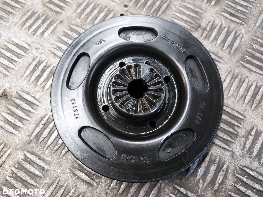 KOŁO PASOWE WAŁU AUDI A4 B8 1.8 TFSI 06H105243F - 2