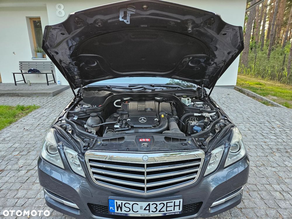 Mercedes-Benz Klasa E 200 CGI BlueEff Avantgarde - 31
