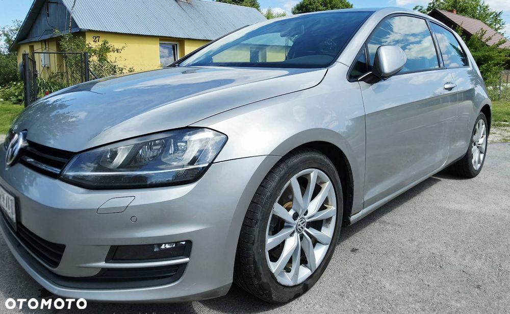 Volkswagen Golf - 2