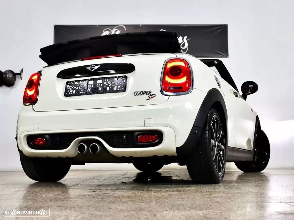 MINI Cabrio Cooper SD Auto Desportiva - 14