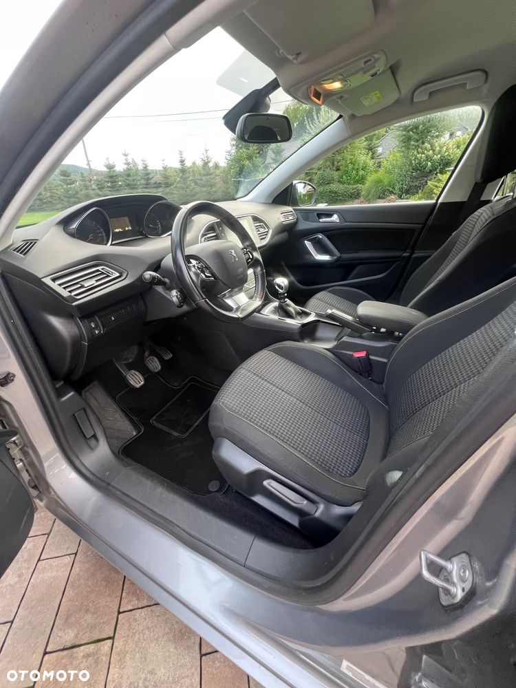 Peugeot 308 - 11