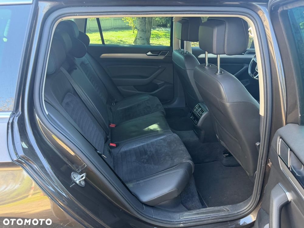 Volkswagen Passat Variant 1.4 TSI BMT ACT Highline DSG - 12