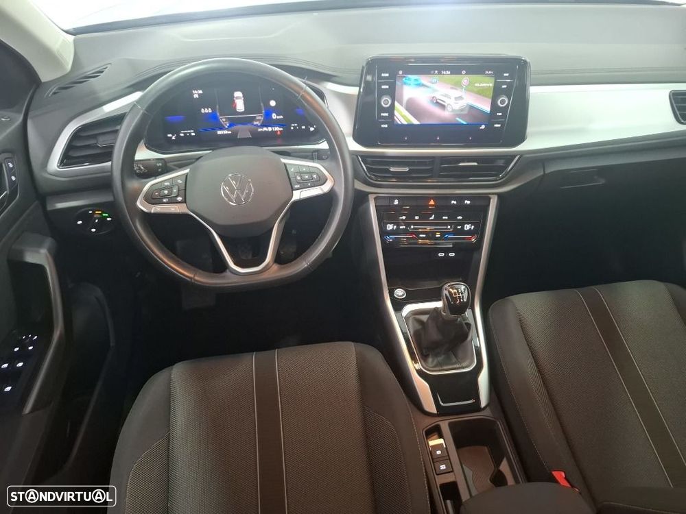 VW T-Roc 1.0 TSI Urban - 17