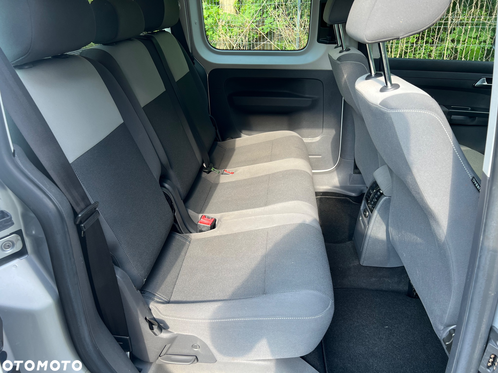 Volkswagen Caddy 1.6 TDI Comfortline - 26