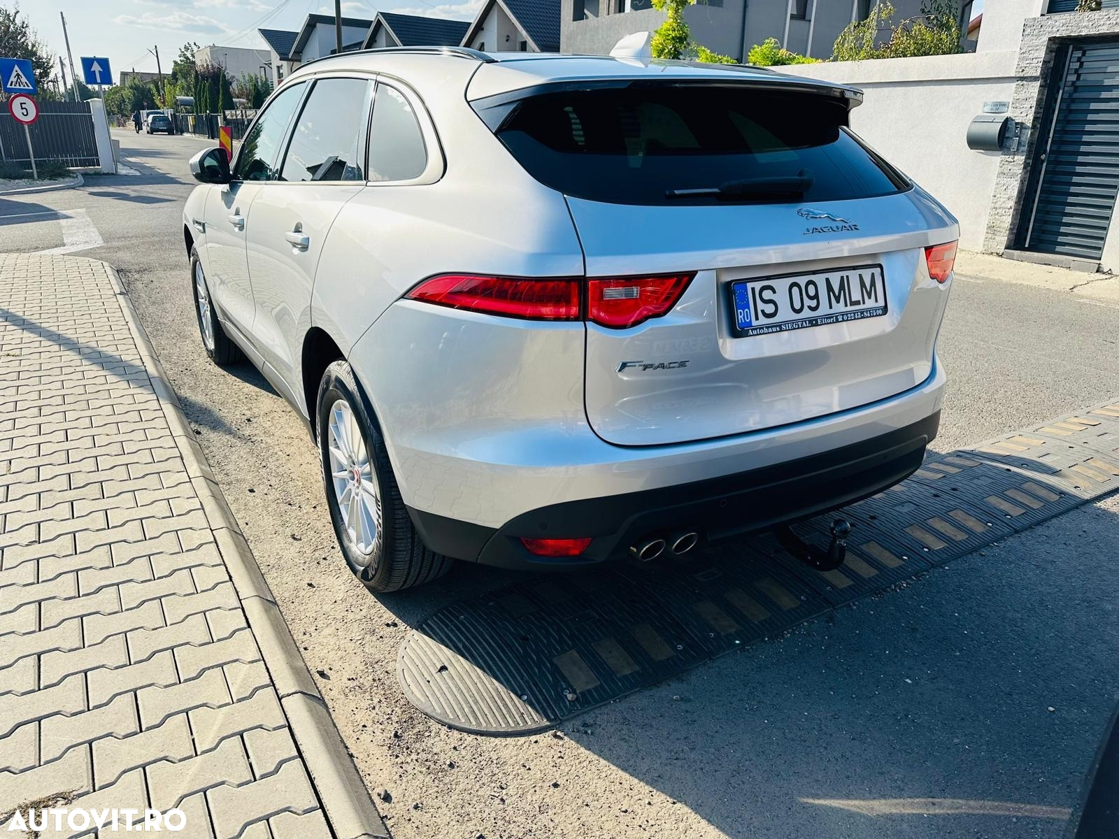 Jaguar F-Pace 20d Aut. Portfolio - 2