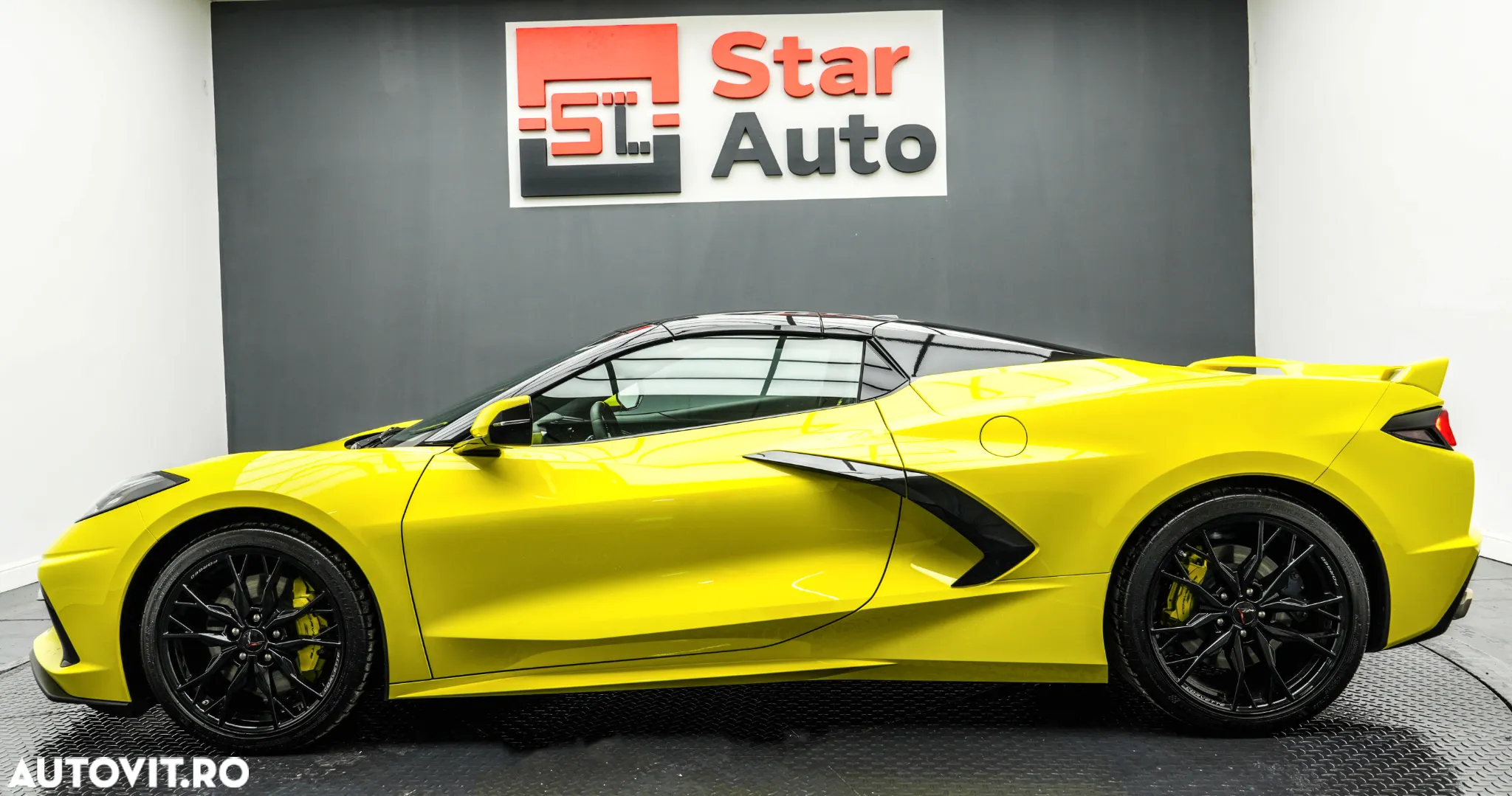 Chevrolet Corvette - 10
