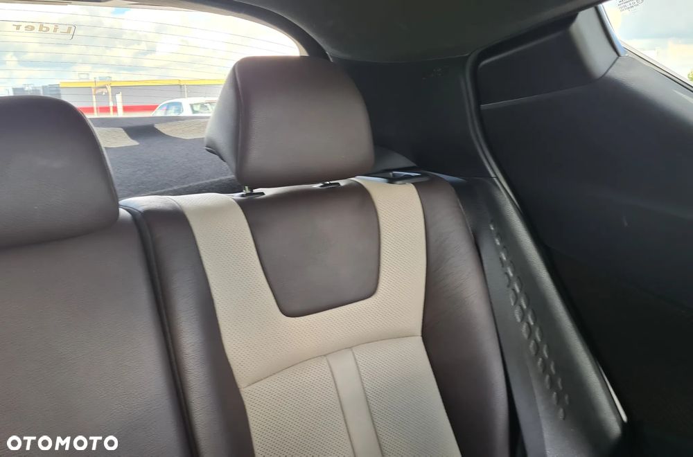Toyota C-HR 1.2 T Premium - 36