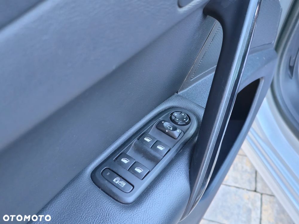 Peugeot 508 2.0 HDi Allure - 32