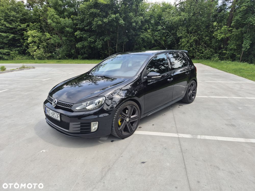 Volkswagen Golf 2.0 TDI GTD - 1