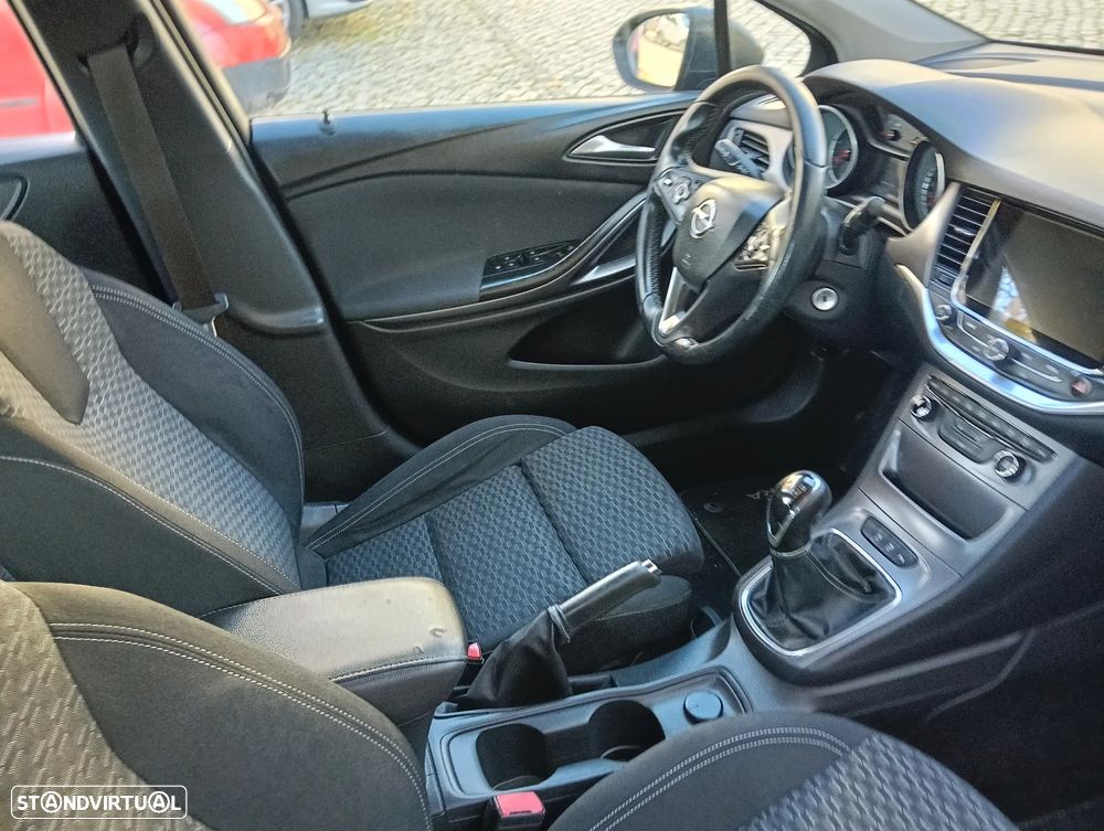 Opel Astra 1.6 CDTI Cosmo S/S J18 - 38