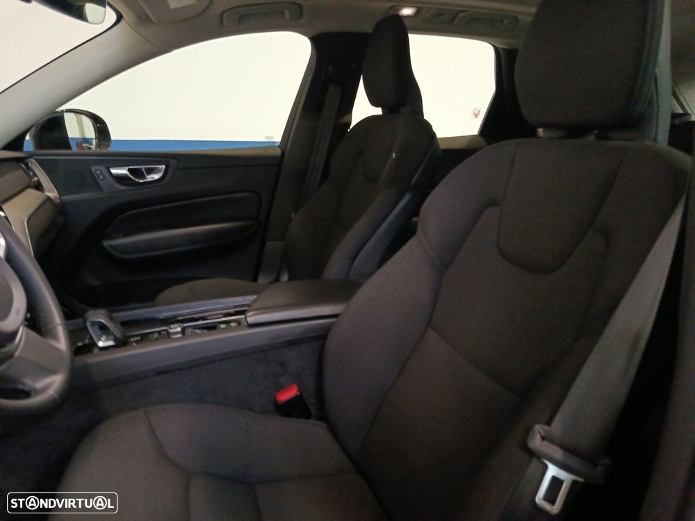 Volvo XC 60 2.0 T6 PHEV Inscription Expression AWD - 9