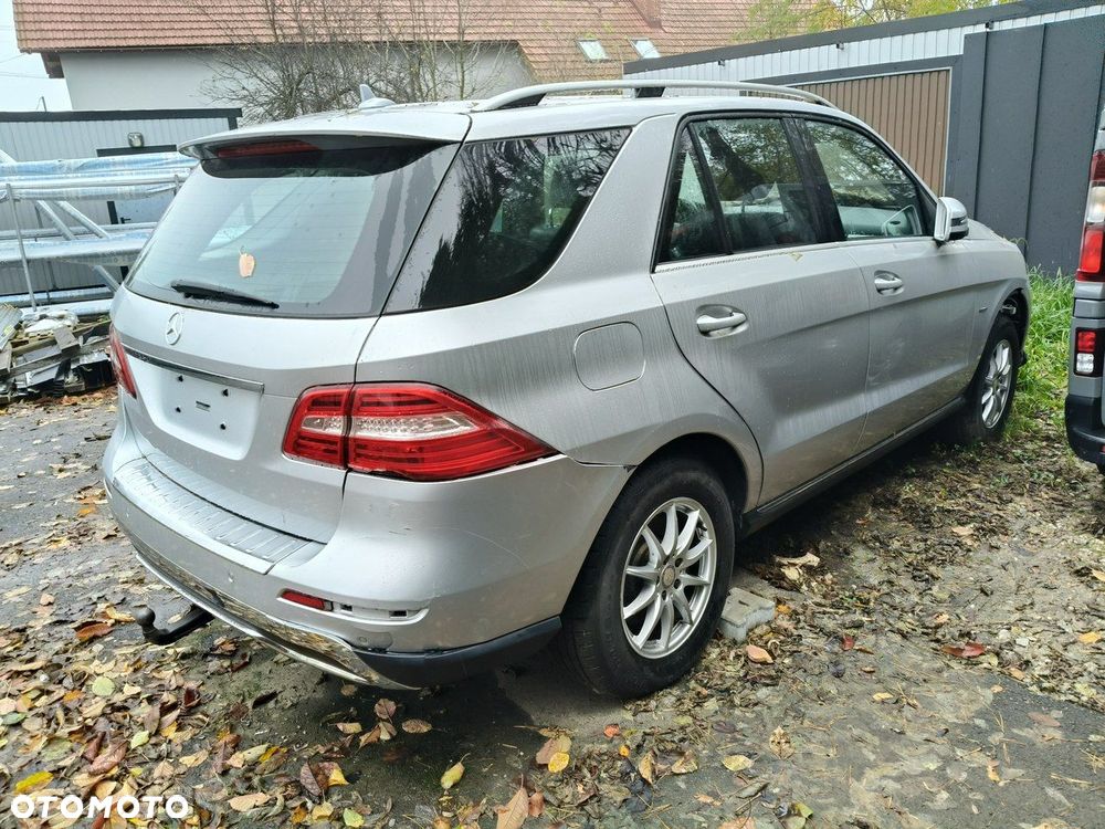 Mercedes-Benz ML - 4