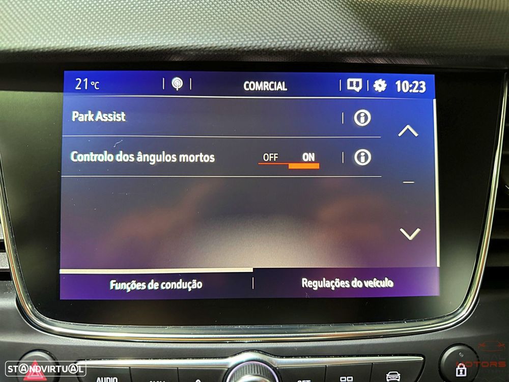 Opel Crossland X 1.2 T Innovation - 32