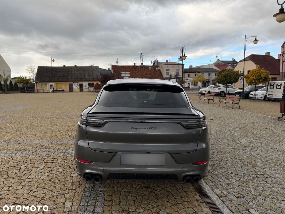 Porsche Cayenne - 23