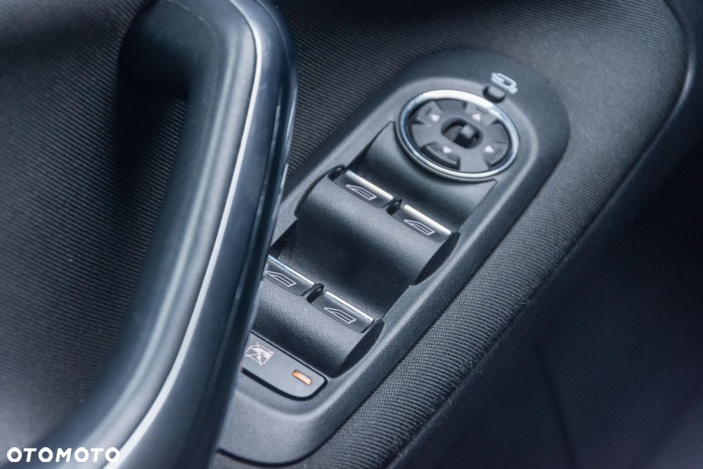 Ford Mondeo 2.0 TDCi Titanium - 18