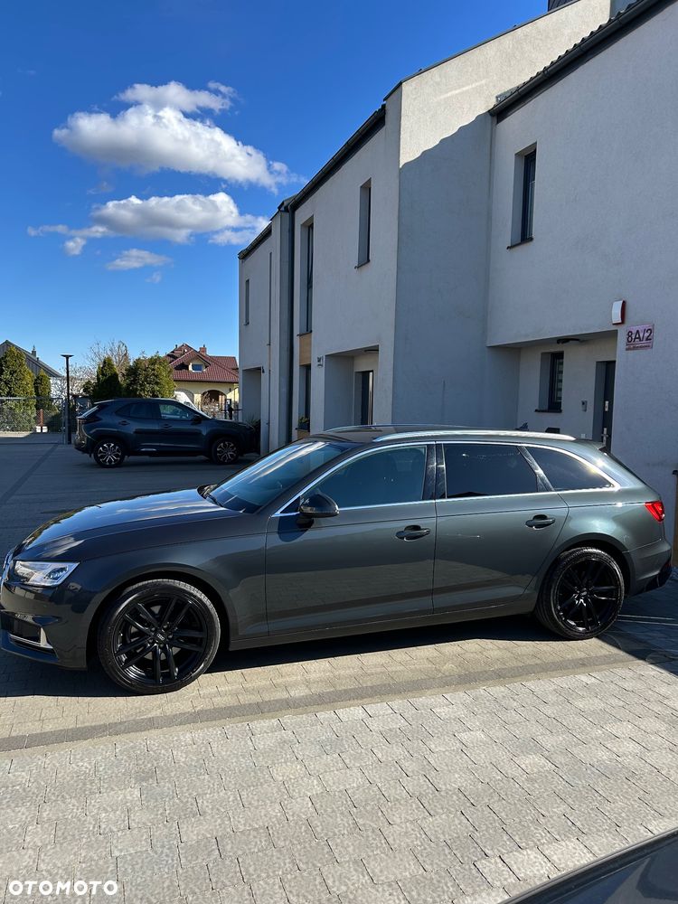 Audi A4 Avant 2.0 TDI S tronic - 4