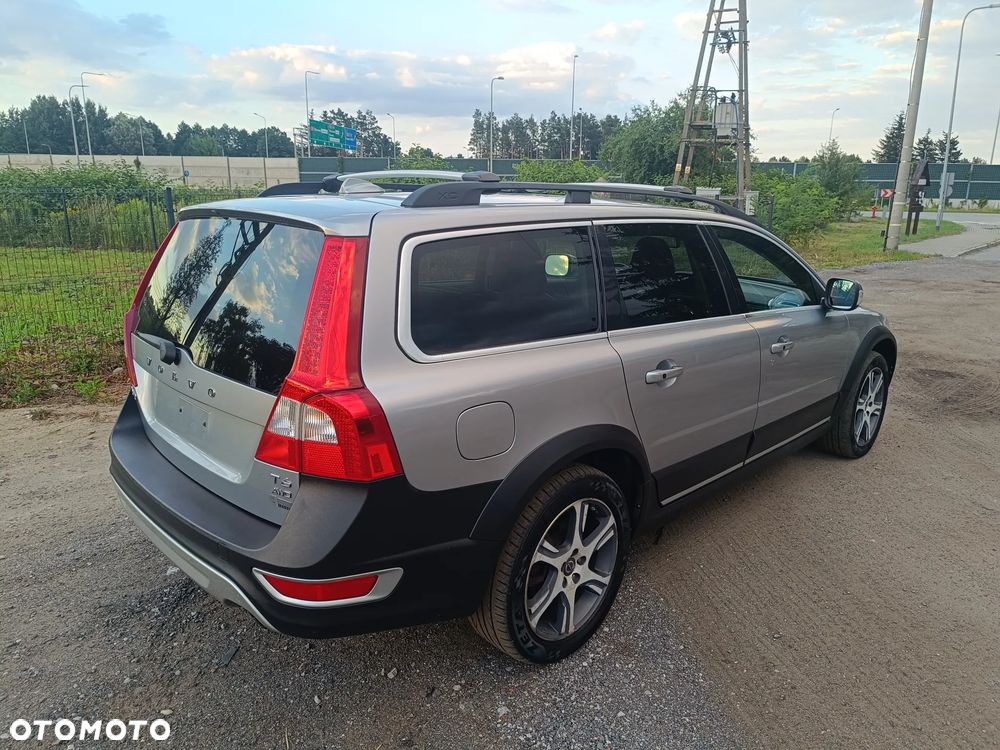 Volvo XC 70 T6 AWD Geartronic Momentum - 10