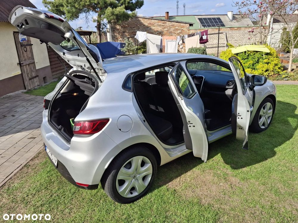 Renault Clio Energy dCi 90 Start & Stop Experience - 11