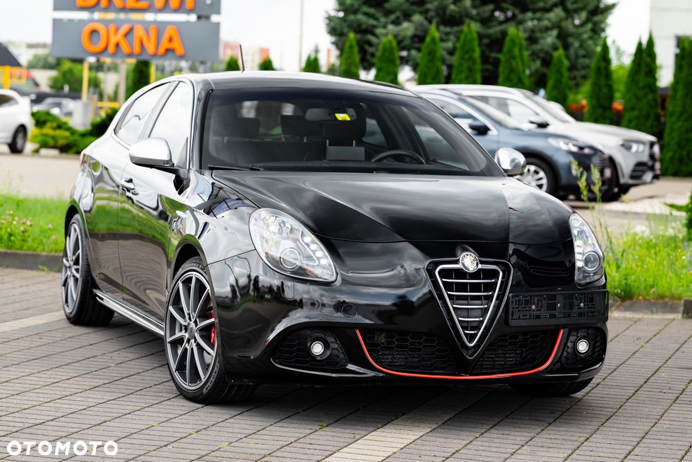 Alfa Romeo Giulietta 1750 TBi Quadrifoglio Verde - 1