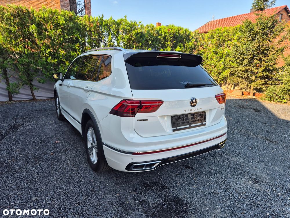 Volkswagen Tiguan 2.0 TDI SCR 4MotION DSG R-Line - 18